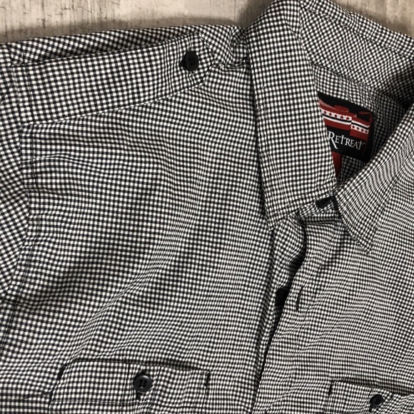 NO RETREAT Mens Button Down Black Checked Shirt - Picture 4 of 8